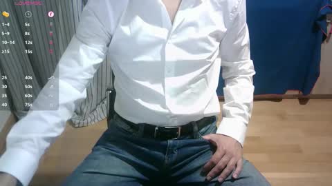 Snapshot of omar87ram chatting on 03-06-26, 11:17 Omar online show from 03-06-26, 11:17