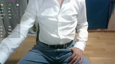 Snapshot of omar87ram chatting on 04-05-26, 08:17 Omar online show from 04-05-26, 08:17