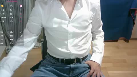 Snapshot of omar87ram chatting on 04-19-26, 03:55 Omar online show from 04-19-26, 03:55