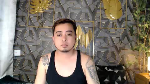 omar_asianfuck online show from 12-18-25, 11:05