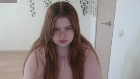  MellY  online show from 06-24-26, 08:57