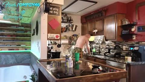 Norm online show from 01-02-25, 05:18