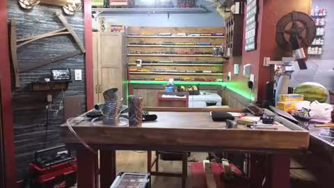 Snapshot of omfgy chatting on 10-04-25, 09:24 Norm online show from 10-04-25, 09:24