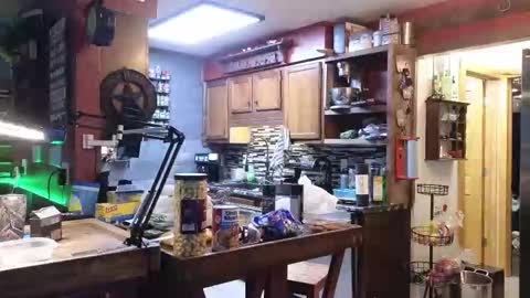 Snapshot of omfgy chatting on 10-08-25, 08:50 Norm online show from 10-08-25, 08:50