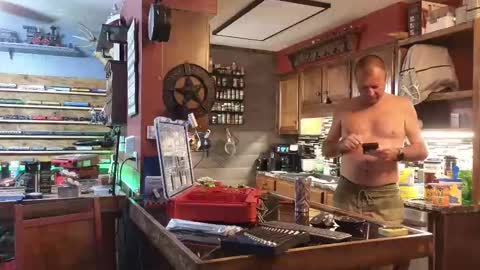 Snapshot of omfgy chatting on 10-10-25, 09:14 Norm online show from 10-10-25, 09:14