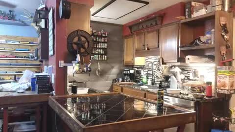 Snapshot of omfgy chatting on 11-05-25, 08:53 Norm online show from 11-05-25, 08:53