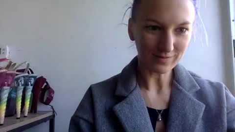 Snapshot of omilk chatting on 12-01-24, 05:57 omilk online show from 12-01-24, 05:57