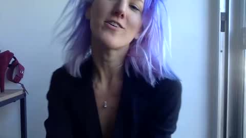 Snapshot of omilk chatting on 12-07-24, 06:48 omilk online show from 12-07-24, 06:48