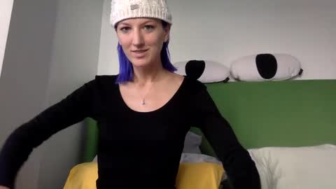 Snapshot of omilk chatting on 12-10-24, 05:22 omilk online show from 12-10-24, 05:22