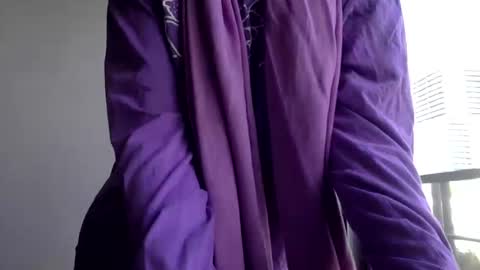 Snapshot of omilk chatting on 12-13-24, 05:54 omilk online show from 12-13-24, 05:54