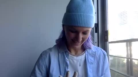 Snapshot of omilk chatting on 12-20-24, 05:08 omilk online show from 12-20-24, 05:08