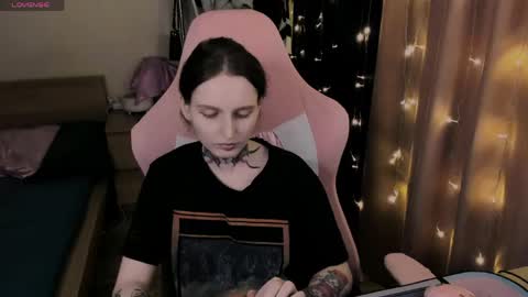 on_yxxx online show from 04-20-26, 08:21