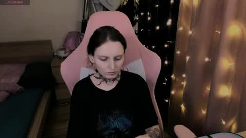 on_yxxx online show from 04-23-26, 08:11