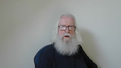 Snapshot of onanister chatting on 04-30-26, 02:12 Somewhere over the rainbow online show from 04-30-26, 02:12
