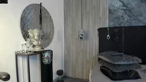     ... online show from 10-24-25, 07:32