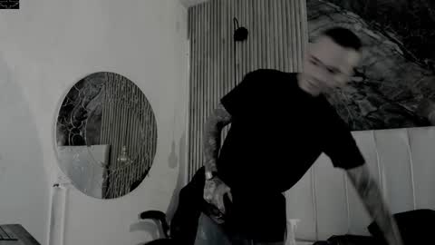     ... online show from 02-01-26, 03:27