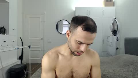 onebestlover online show from 03-04-26, 09:37