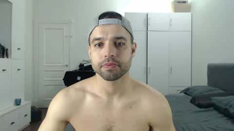 onebestlover online show from 06-14-26, 08:16