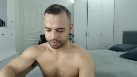 onebestlover online show from 06-25-26, 08:08