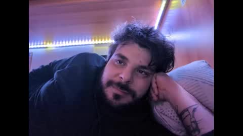 onecrew1 online show from 02-02-26, 06:06