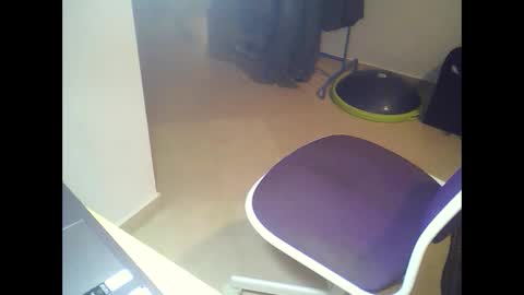 Snapshot of oneeedge chatting on 12-21-25, 05:20 Edge online show from 12-21-25, 05:20