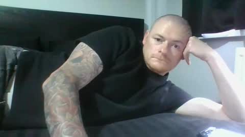 oneguycam online show from 09-24-25, 01:03