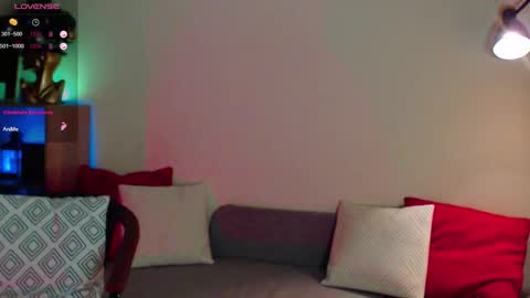  ONLINE   online show from 12-14-25, 08:24