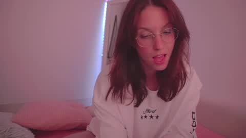 Ariel online show from 03-26-26, 09:42