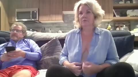 couple mature milf bigboobs curvy mommydaddy online show from 12-24-24, 05:05
