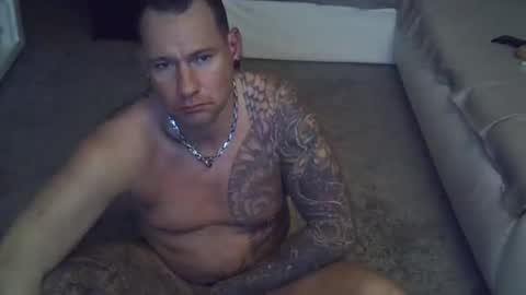 .....mICha..... online show from 12-11-24, 01:05