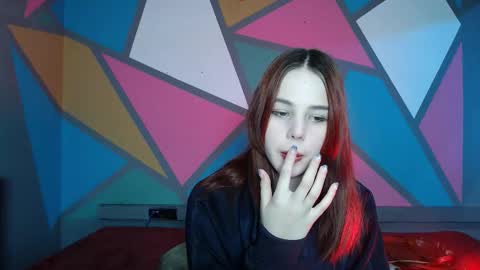 onessandra online show from 11-25-25, 02:11