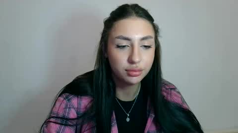 Snapshot of only_barbara chatting on 10-27-25, 08:24 Barbara online show from 10-27-25, 08:24