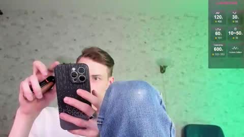 Snapshot of only_eric chatting on 02-28-26, 05:25 Erick online show from 02-28-26, 05:25