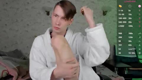 Snapshot of only_eric chatting on 03-21-26, 09:03 Erick online show from 03-21-26, 09:03