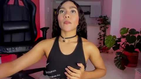 misssaray official online show from 06-17-26, 12:24