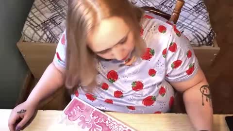 OnlyFerdiz online show from 02-19-25, 09:36