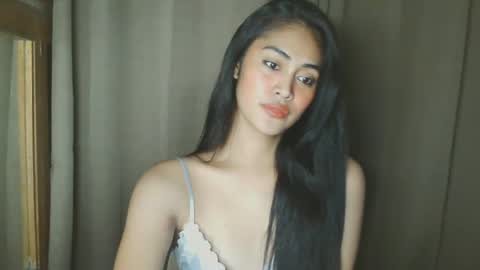 onlyjulia25 online show from 12-04-24, 07:06