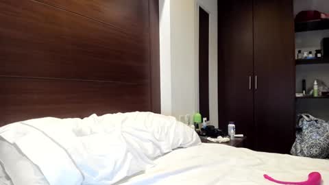 Snapshot of onlysergio chatting on 12-21-24, 01:36 Sergio online show from 12-21-24, 01:36