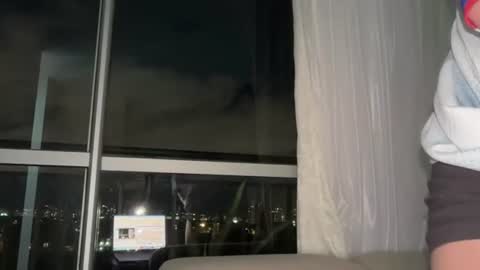 Snapshot of onlysophia chatting on 06-25-26, 11:53 Sophia online show from 06-25-26, 11:53
