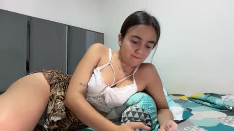 Snapshot of onlythem777 chatting on 04-02-26, 01:25 PAREJA LATINA JOVEN MUY CACHONDOS online show from 04-02-26, 01:25