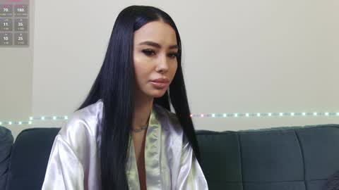 Snapshot of onlyxandra7 chatting on 01-14-25, 09:13 Xandra online show from 01-14-25, 09:13