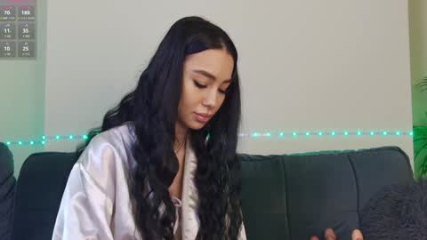 Snapshot of onlyxandra7 chatting on 01-17-25, 08:56 Xandra online show from 01-17-25, 08:56