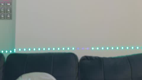 Snapshot of onlyxandra7 chatting on 01-28-25, 08:25 Xandra online show from 01-28-25, 08:25