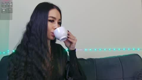 Snapshot of onlyxandra7 chatting on 01-30-25, 08:32 Xandra online show from 01-30-25, 08:32