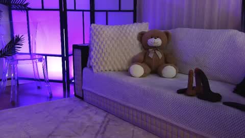 Snapshot of onlyxandra7 chatting on 05-14-26, 04:41 Xandra online show from 05-14-26, 04:41