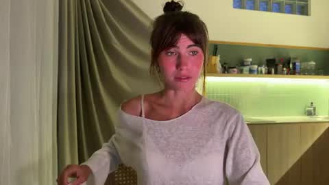 Snapshot of oofbabe__ chatting on 07-04-26, 10:05 Helen online show from 07-04-26, 10:05