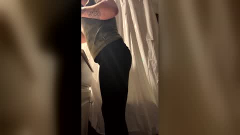 Snapshot of oojoleneoo chatting on 02-16-26, 08:54 Jolene online show from 02-16-26, 08:54