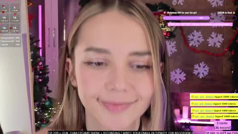 Snapshot of oooops__ chatting on 12-29-24, 10:03 Eva online show from 12-29-24, 10:03