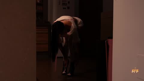 Snapshot of oooops__ chatting on 01-15-25, 07:12 Eva online show from 01-15-25, 07:12