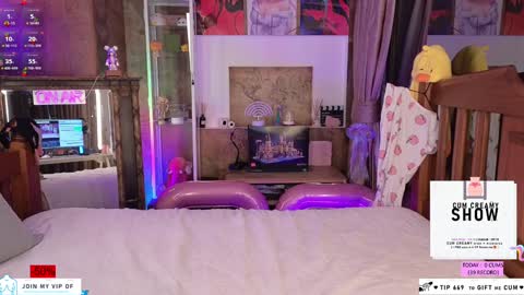 Snapshot of oooops__ chatting on 02-07-25, 04:46 Eva online show from 02-07-25, 04:46